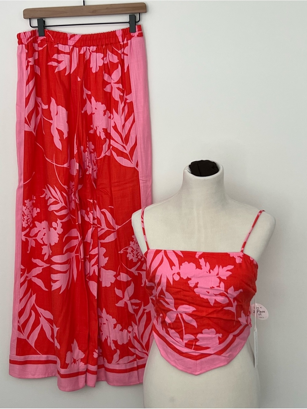 Sienna Sky Red & Pink Floral Cropped Cami with Wide Leg Pants Matching Set - Picture 3 of 13